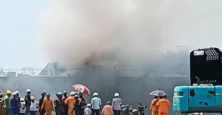 সীতাকুণ্ডে শিপইয়ার্ডে বিষাক্ত গ্যাসে মৃতের সংখ্যা বেড়ে ৯